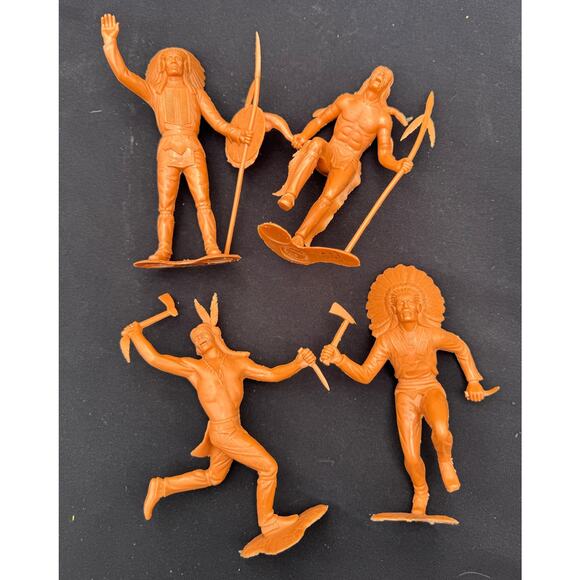 4 VINTAGE 1964 LOUIS MARX Large 6” Cowboys & INDIAN PLASTIC FIGURES - Picture 5 of 11